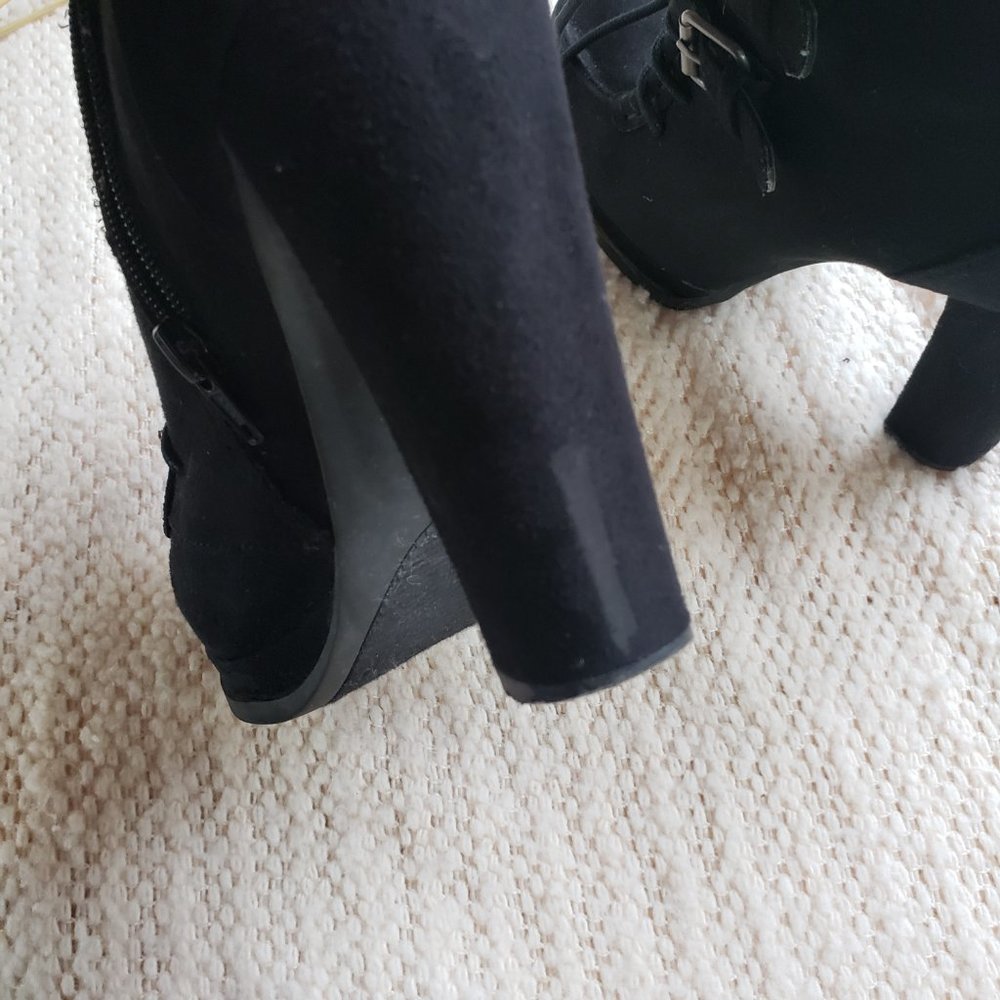 Mossimo Black Faux Suede Boots 7.5 - Picture 4 of 7